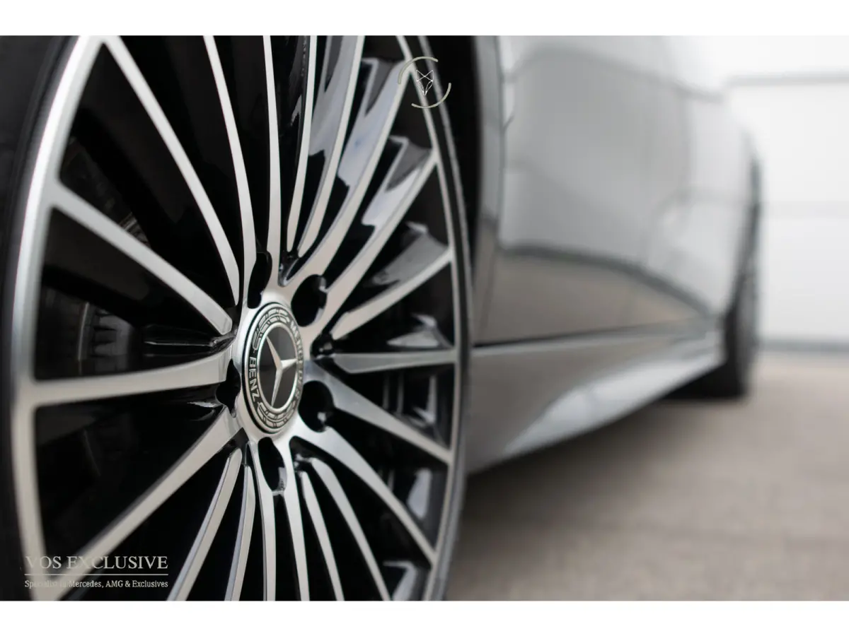 300 AMG Night Massage|ACC|Keyless|Pano|360°|Soundsysteem|LED|19"|New Service
