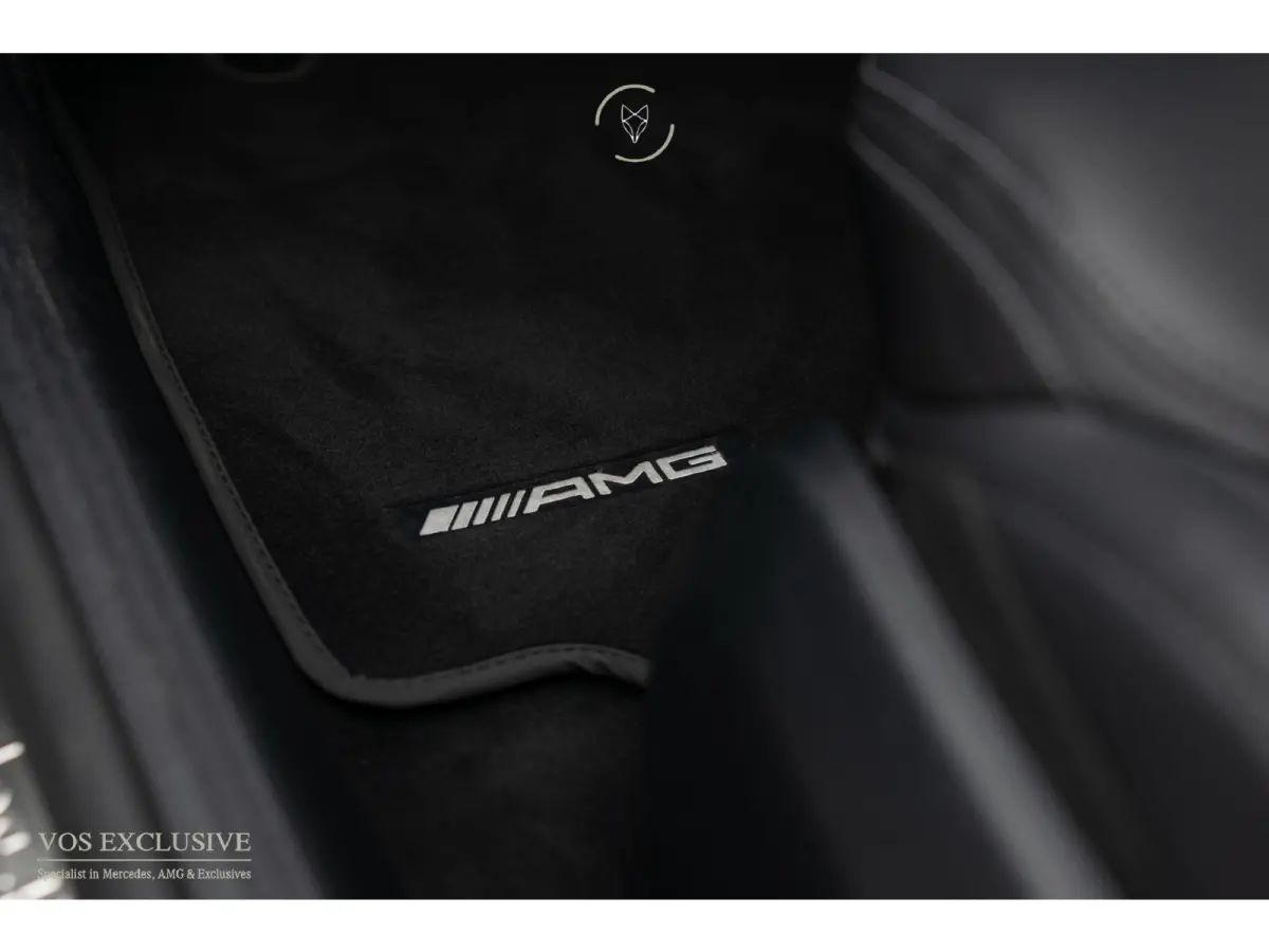 300 AMG Night Massage|ACC|Keyless|Pano|360°|Soundsysteem|LED|19"|New Service