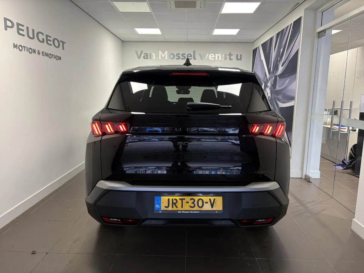 1.2 Hybrid 145 Allure Nieuw! Direct uit voorraad leverbaar! | 7-Zits | Climate Control | Camera | Full Map Navigatie | Apple Carplay / Android Auto