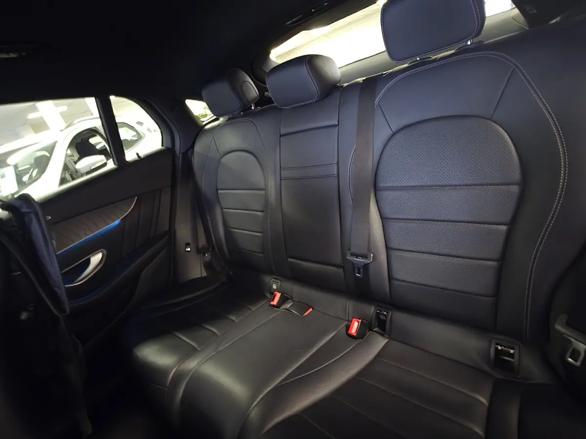 250 4MATIC Edition 1 Automaat – AMG Styling – Pano – Leer – Camera –