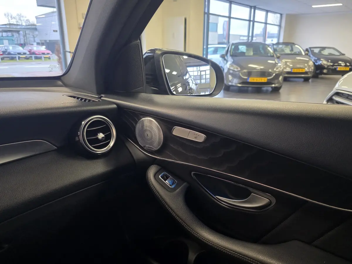 250 4MATIC Edition 1 Automaat – AMG Styling – Pano – Leer – Camera –