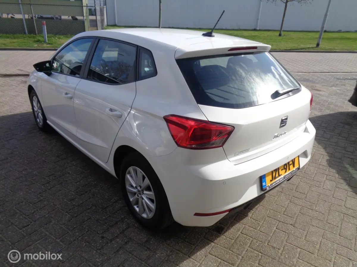 1.0 MPI Reference//Airco/LED/PDC/Carplay/Lm velgen/1st eig/Slechts 37000km/nieuw model!
