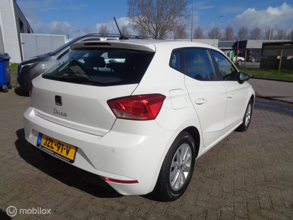 1.0 MPI Reference//Airco/LED/PDC/Carplay/Lm velgen/1st eig/Slechts 37000km/nieuw model!