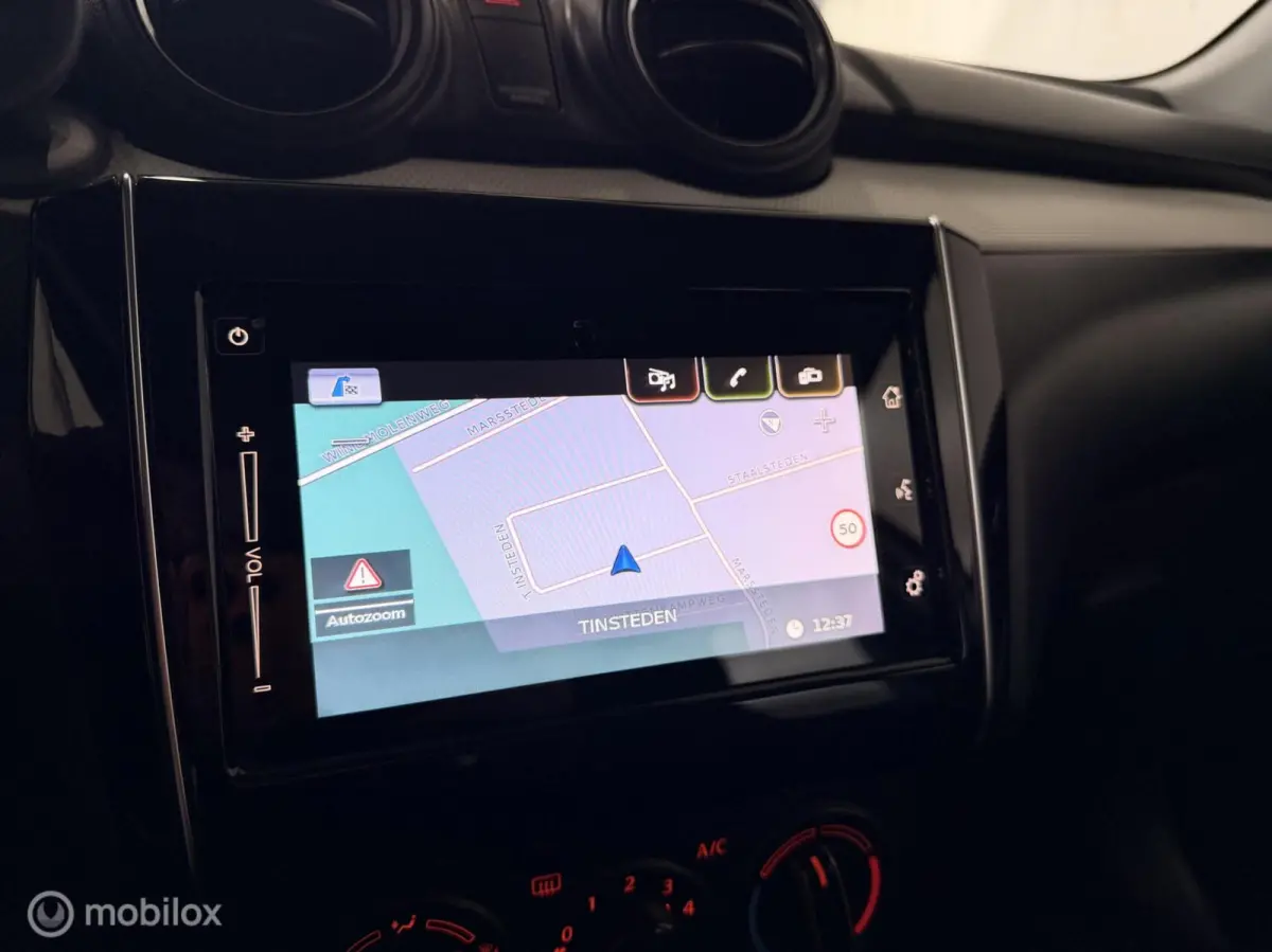1.2 Comfort| stoelverwarming |navi| Camera