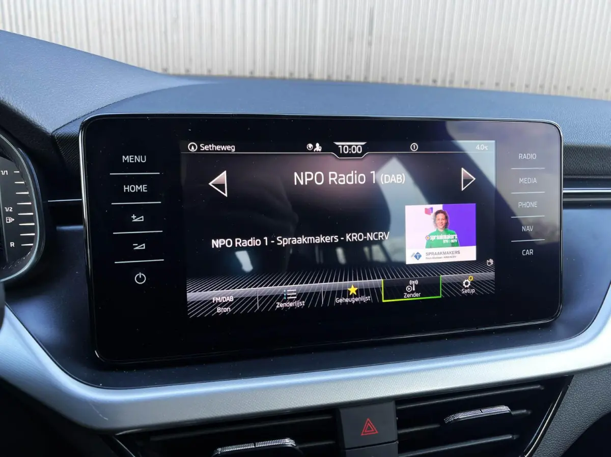 1.0 TSI 110pk Ambition | Navigatie | Smartlink | Cruise Control
