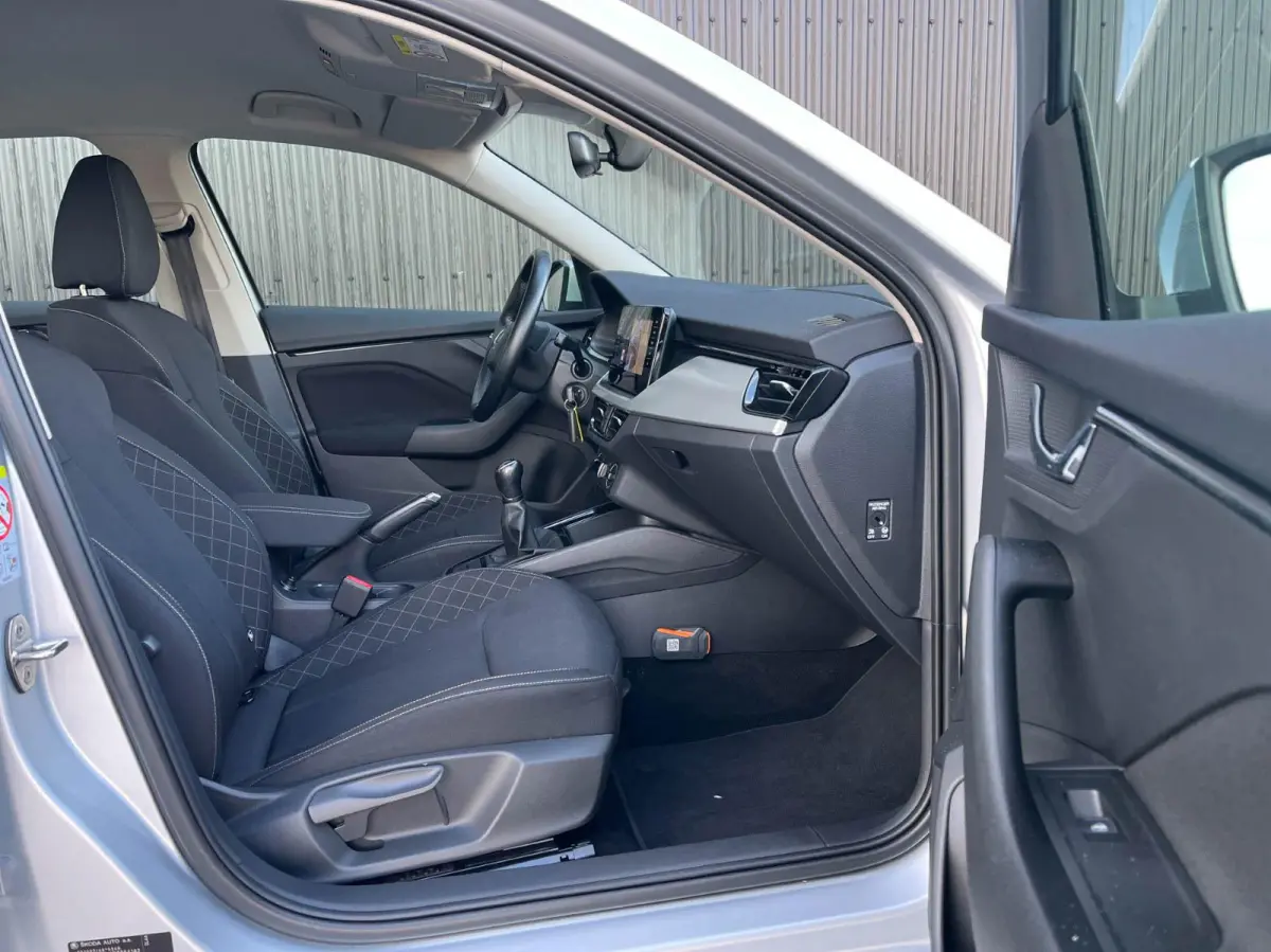 1.0 TSI 110pk Ambition | Navigatie | Smartlink | Cruise Control
