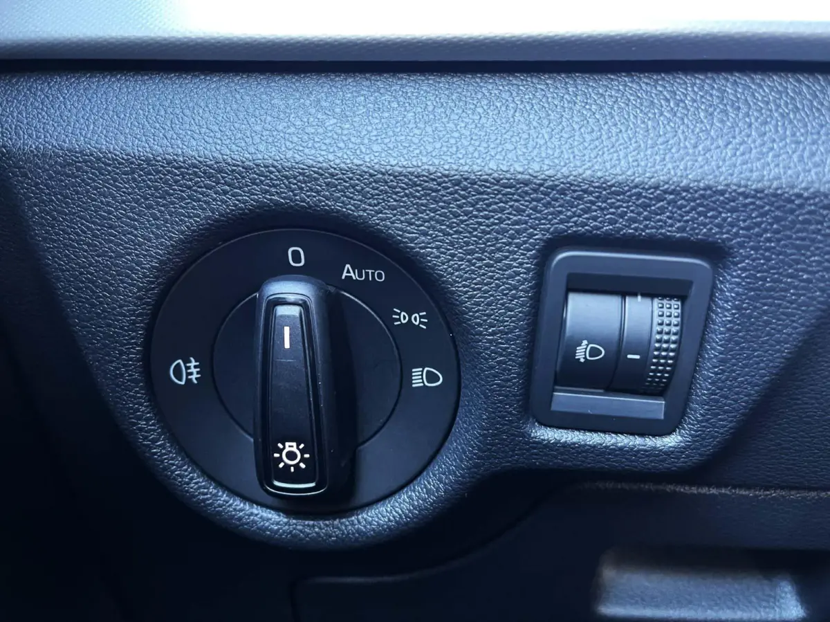 1.0 TSI 110pk Ambition | Navigatie | Smartlink | Cruise Control
