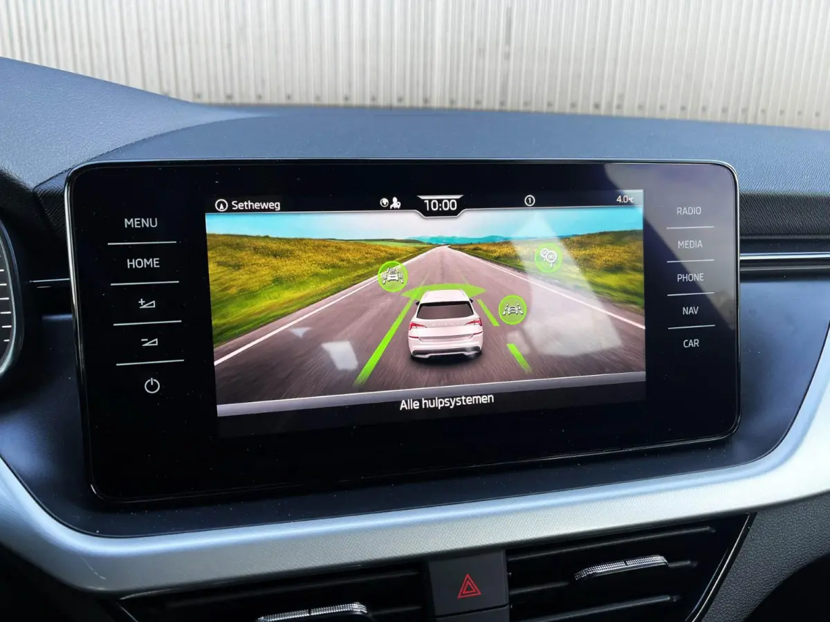 1.0 TSI 110pk Ambition | Navigatie | Smartlink | Cruise Control