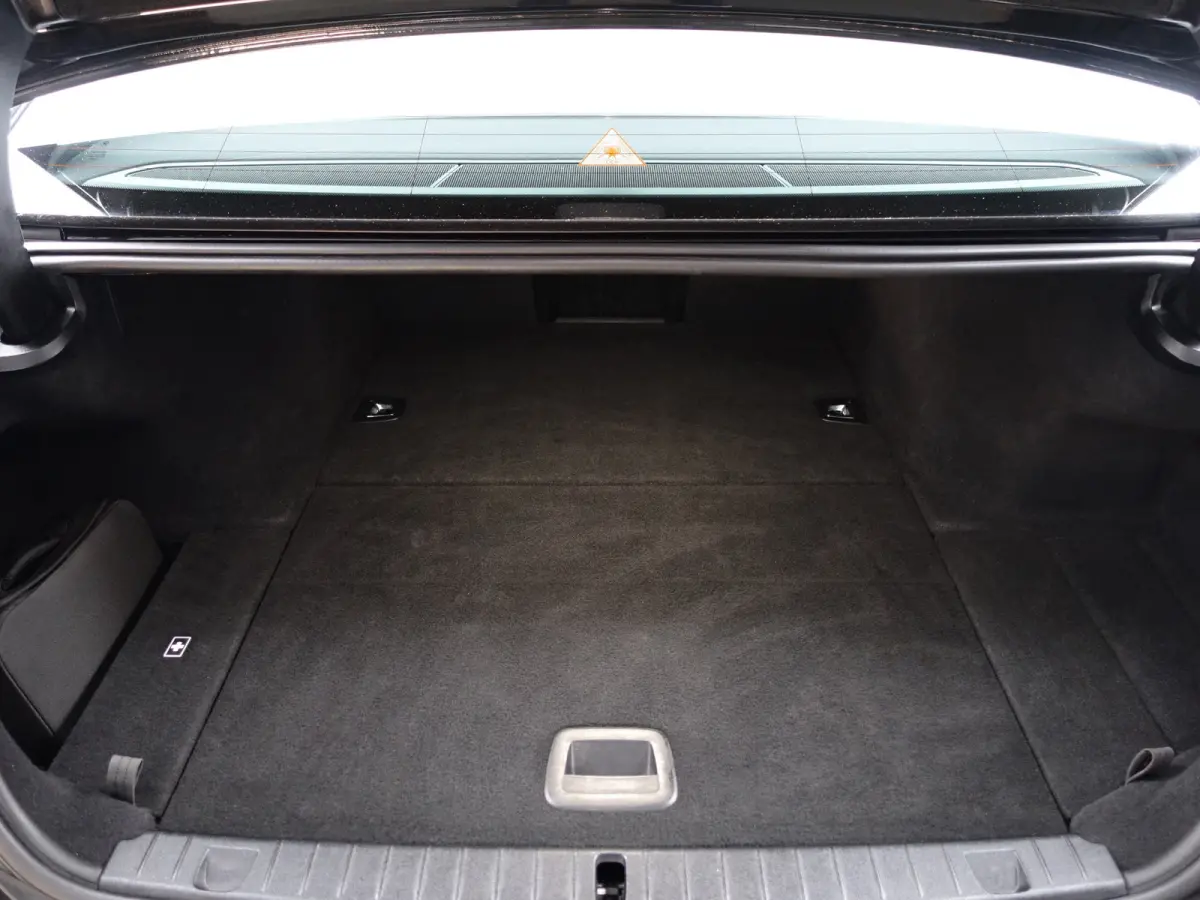 745Le xDrive Individual Aut- Panoramadak, Stoelventilatie, Softclose, Achterasbesturing, Head Up, Sfeerverlichting, Memory