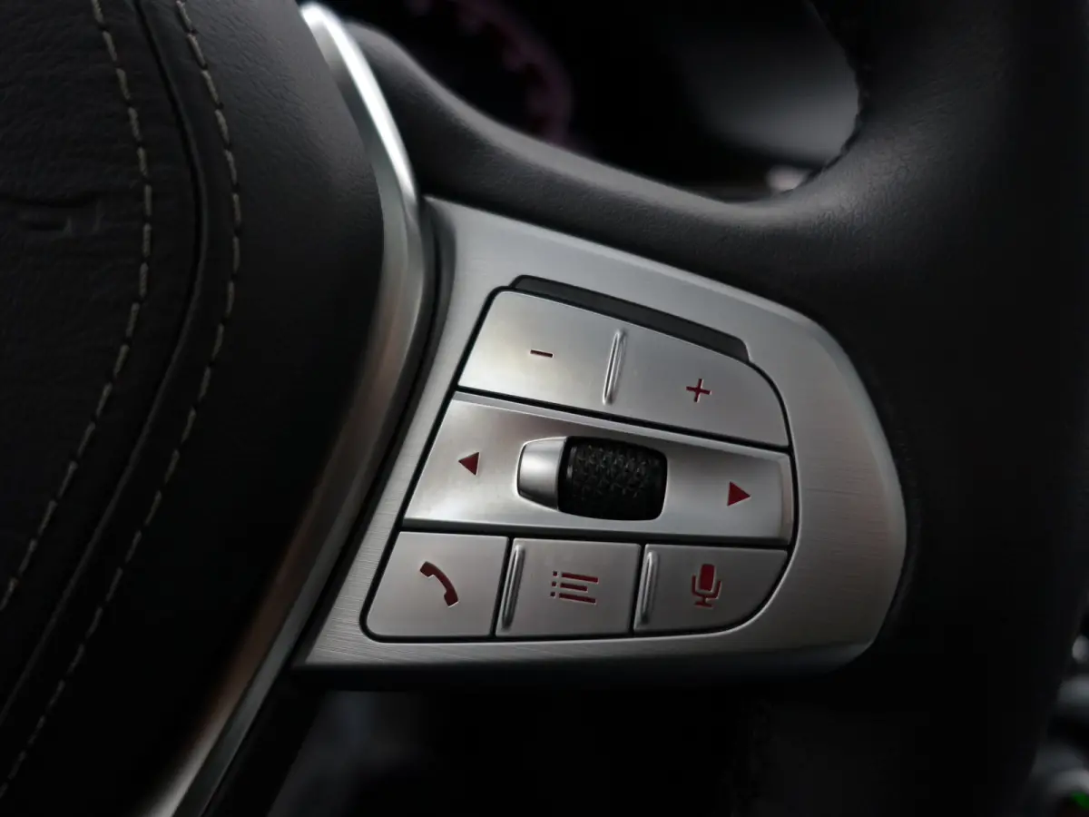 745Le xDrive Individual Aut- Panoramadak, Stoelventilatie, Softclose, Achterasbesturing, Head Up, Sfeerverlichting, Memory
