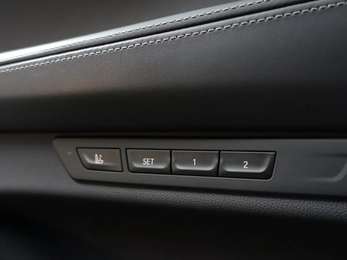 745Le xDrive Individual Aut- Panoramadak, Stoelventilatie, Softclose, Achterasbesturing, Head Up, Sfeerverlichting, Memory