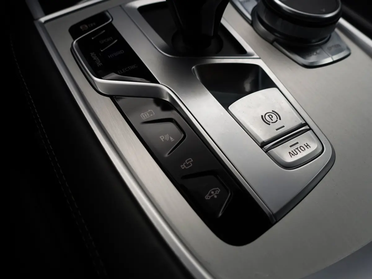 745Le xDrive Individual Aut- Panoramadak, Stoelventilatie, Softclose, Achterasbesturing, Head Up, Sfeerverlichting, Memory