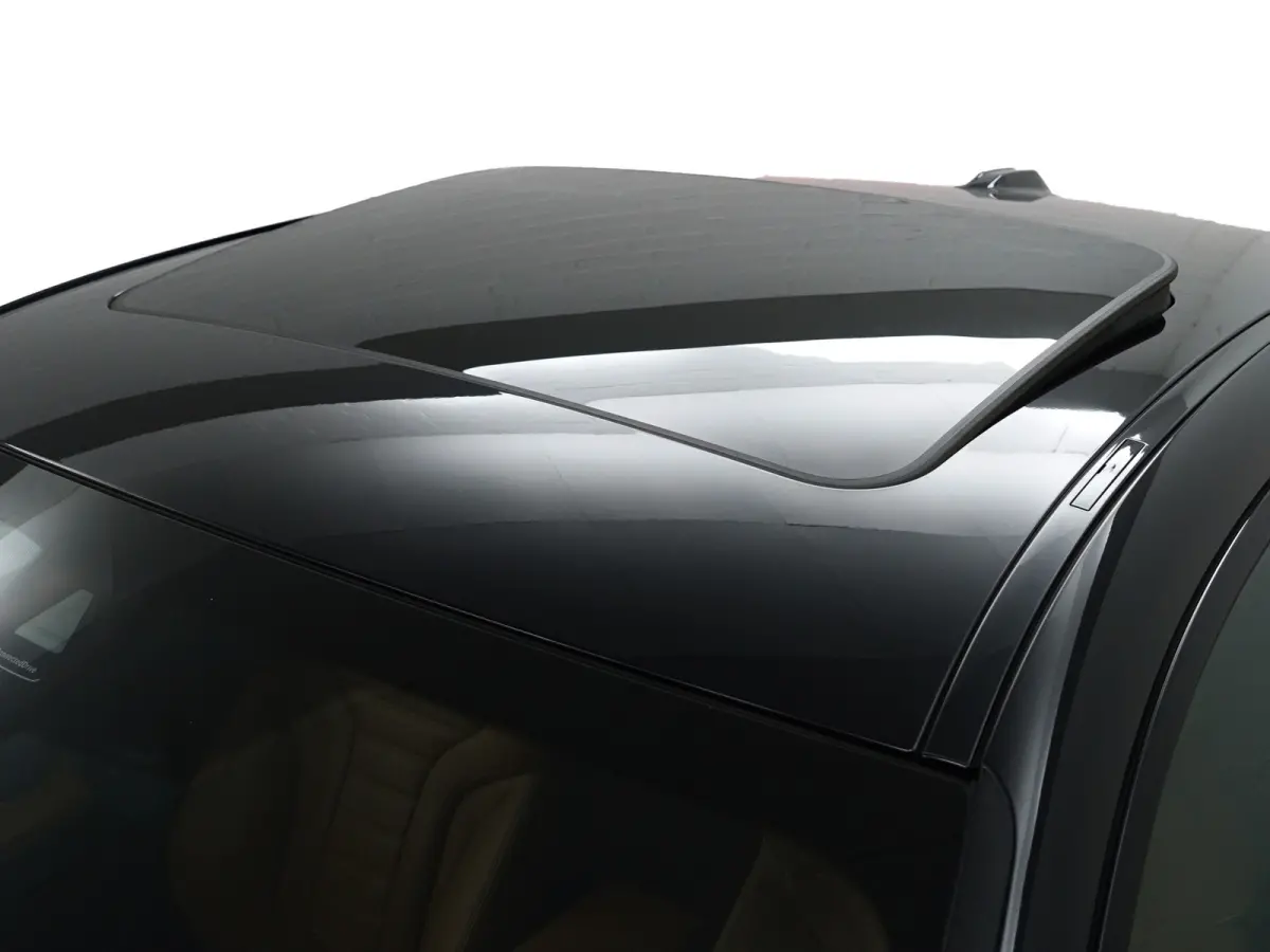 M50 High Executive 84 kWh- 94% SOH, Performance Seats, Laser Light, Schuifdak, Head Up, Sfeerverlichting