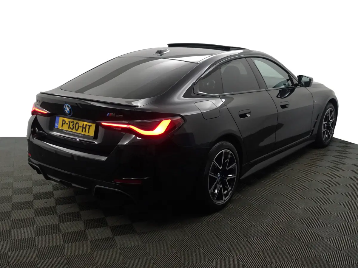 M50 High Executive 84 kWh- 94% SOH, Performance Seats, Laser Light, Schuifdak, Head Up, Sfeerverlichting