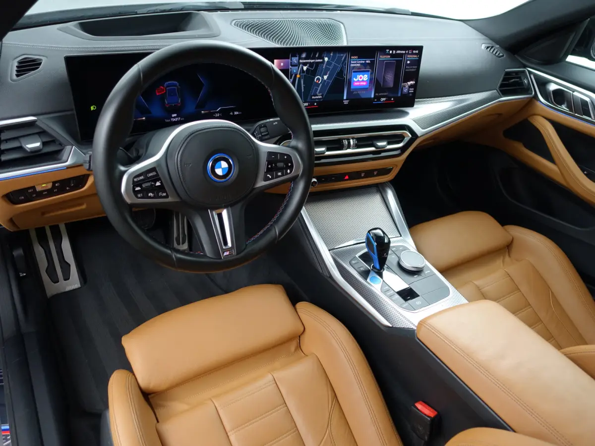 M50 High Executive 84 kWh- 94% SOH, Performance Seats, Laser Light, Schuifdak, Head Up, Sfeerverlichting