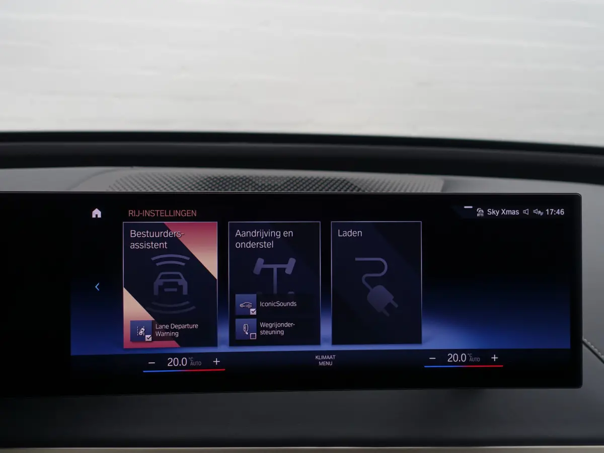 xDrive40 M Sport Plus 77 kWh- Stoelmassage, Harman Kardon, 360 Camera, Head Up, Memory Seats, Sfeerverlichting