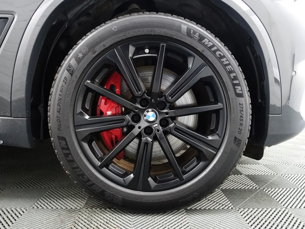 xDrive45e M Sport- Dravitgrau, Laser led, Stoelmassage, Head Up, Stoelventilatie, Stuur/Stoelverwarming, 360 Camera