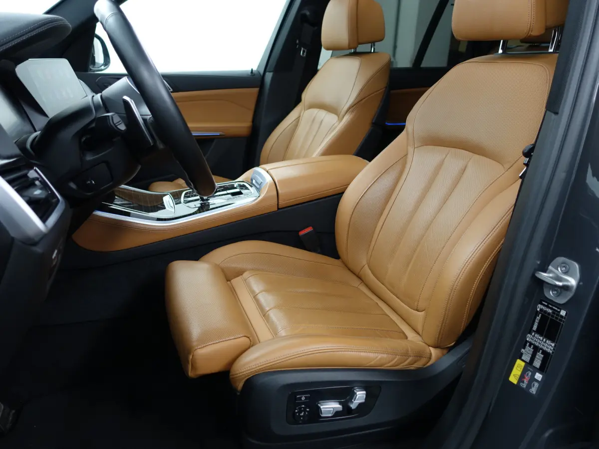 xDrive45e M Sport- Dravitgrau, Laser led, Stoelmassage, Head Up, Stoelventilatie, Stuur/Stoelverwarming, 360 Camera