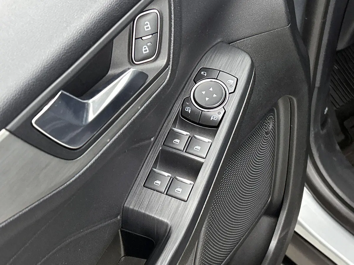 2.5 PHEV Titanium | Elektrische Trekhaak | WINTERPACK | Cruise Control | Achteruitrijcamera