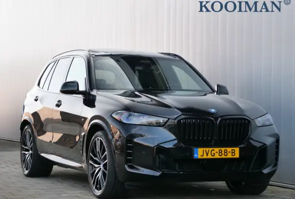 xDrive50e PHEV 490 Pk Automaat M-Sport Pro Pack Navi / Leer / Innovation Pack / Camera's / 22 inch