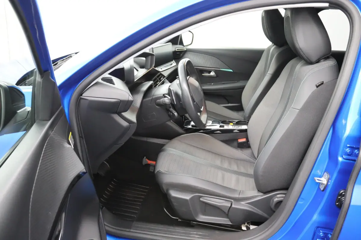 1.2 Allure*AUTOM*CARPLAY*ECC*CRUISE*NAVI*HAAK*CAM*