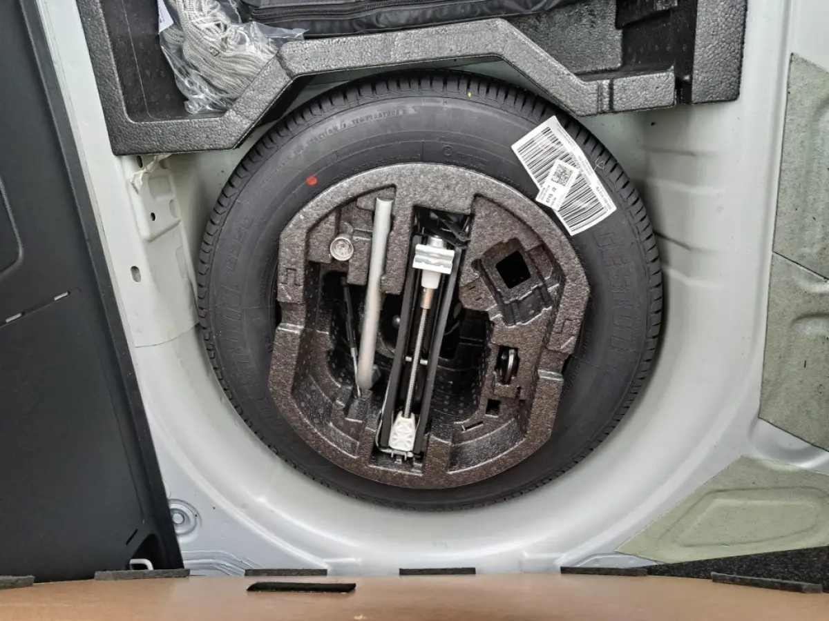 1.0 TSI 95 Pk Business Edition Trekhaak, Nav. Pdc, Airco