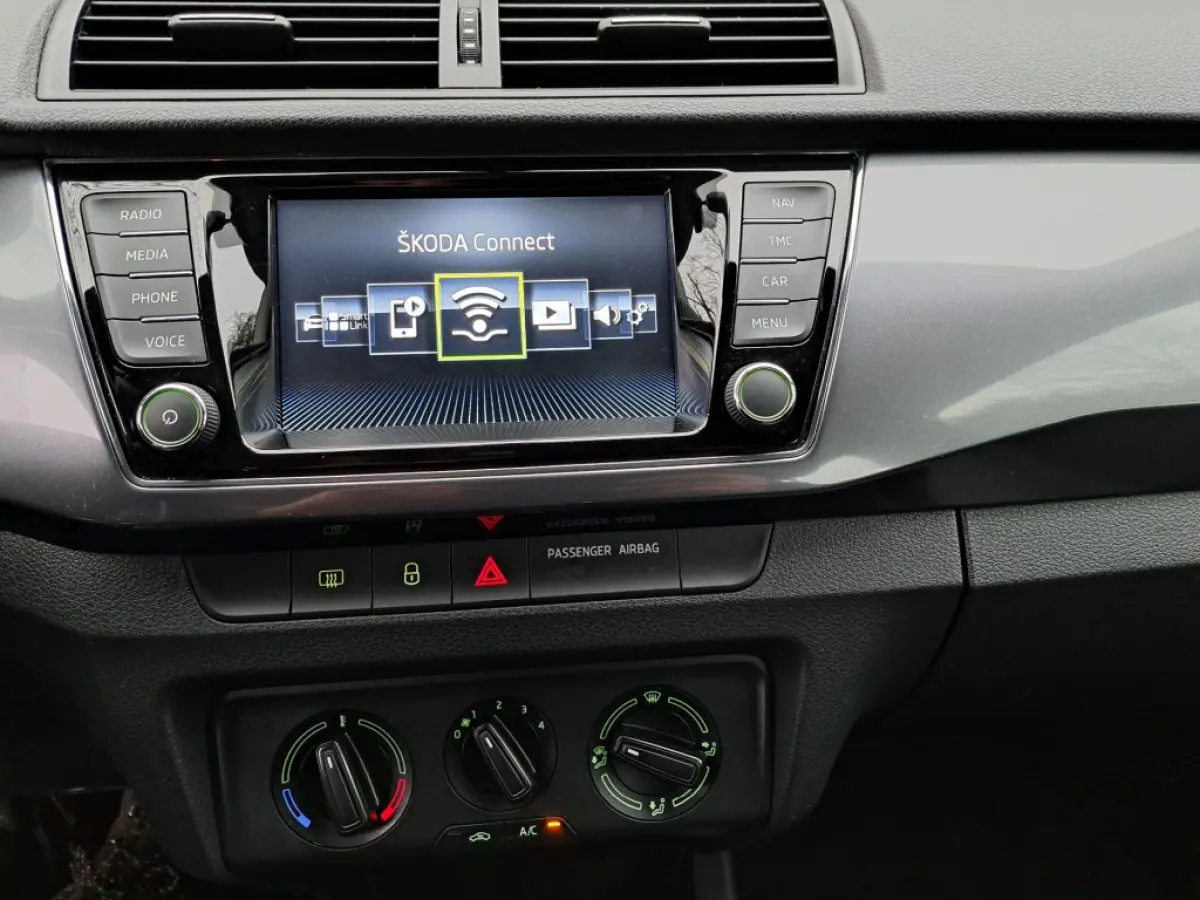 1.0 TSI 95 Pk Business Edition Trekhaak, Nav. Pdc, Airco