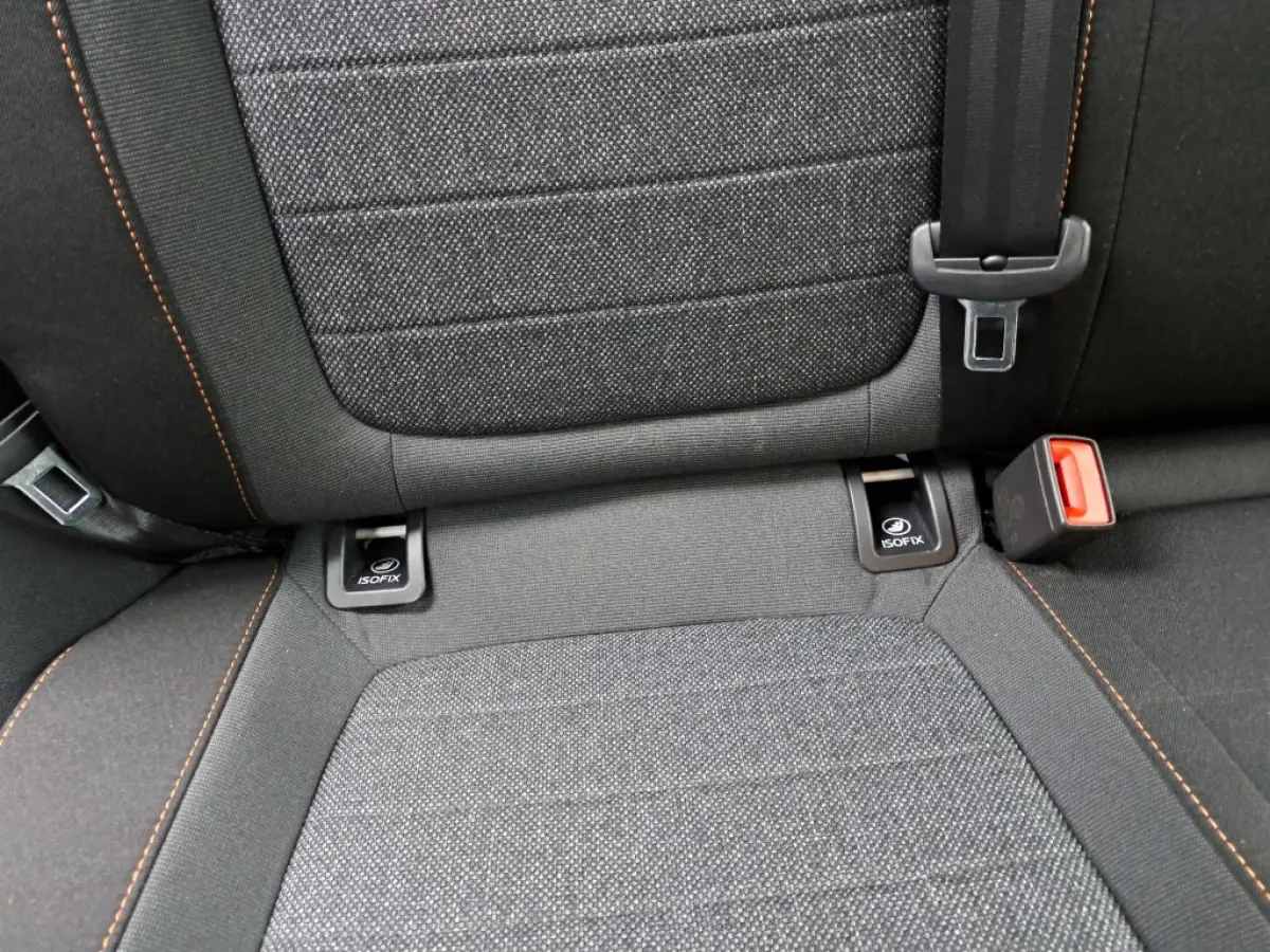 1.0 TSI 95 Pk Business Edition Trekhaak, Nav. Pdc, Airco