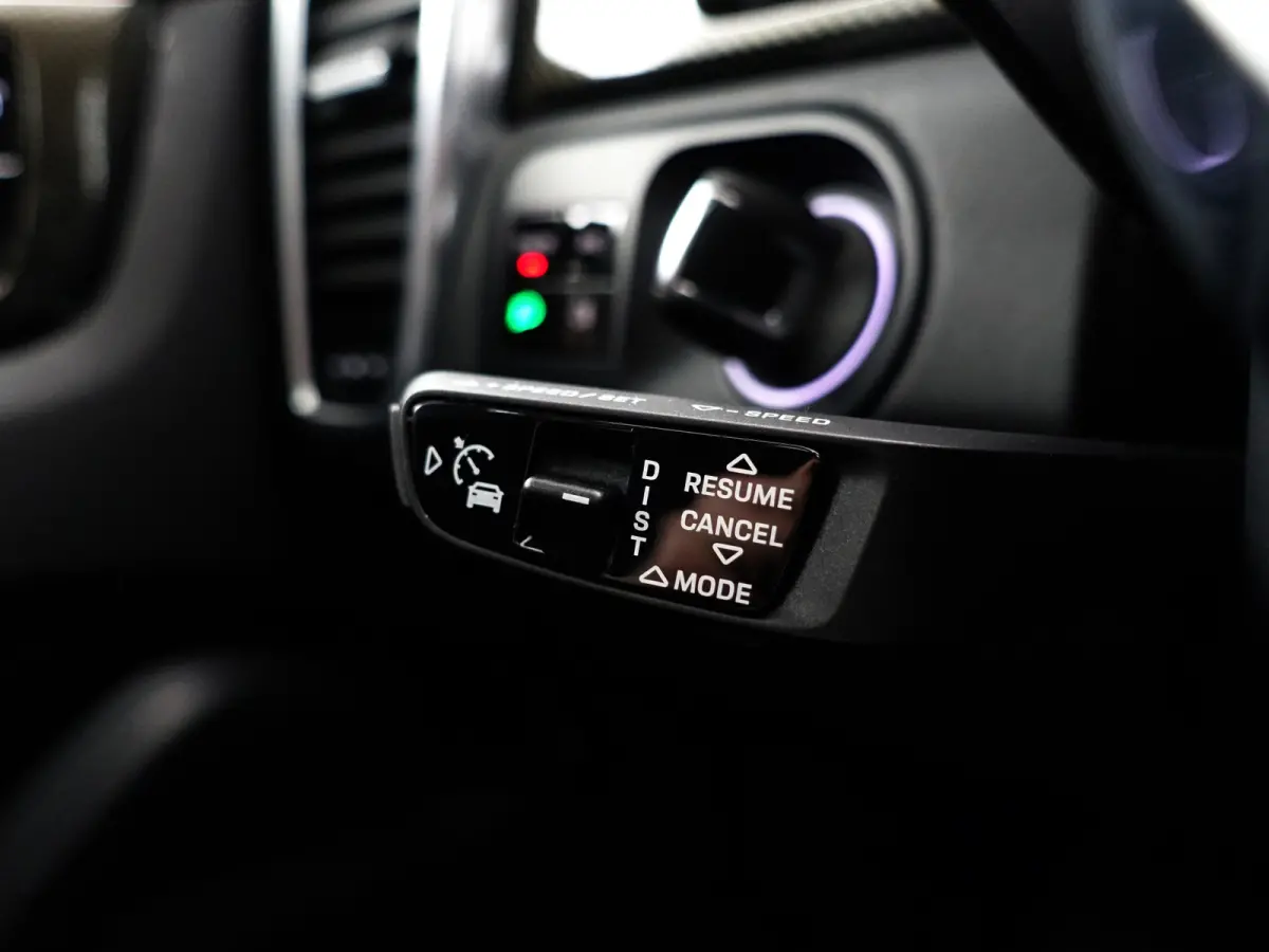 3.0 E-Hybrid Sport Design Aut- Panoramadak, Sport Chrono, Carbon, Bose Audio, 360 Camera, Memory, Keyless, Sfeerverlichting, Ada Cruise