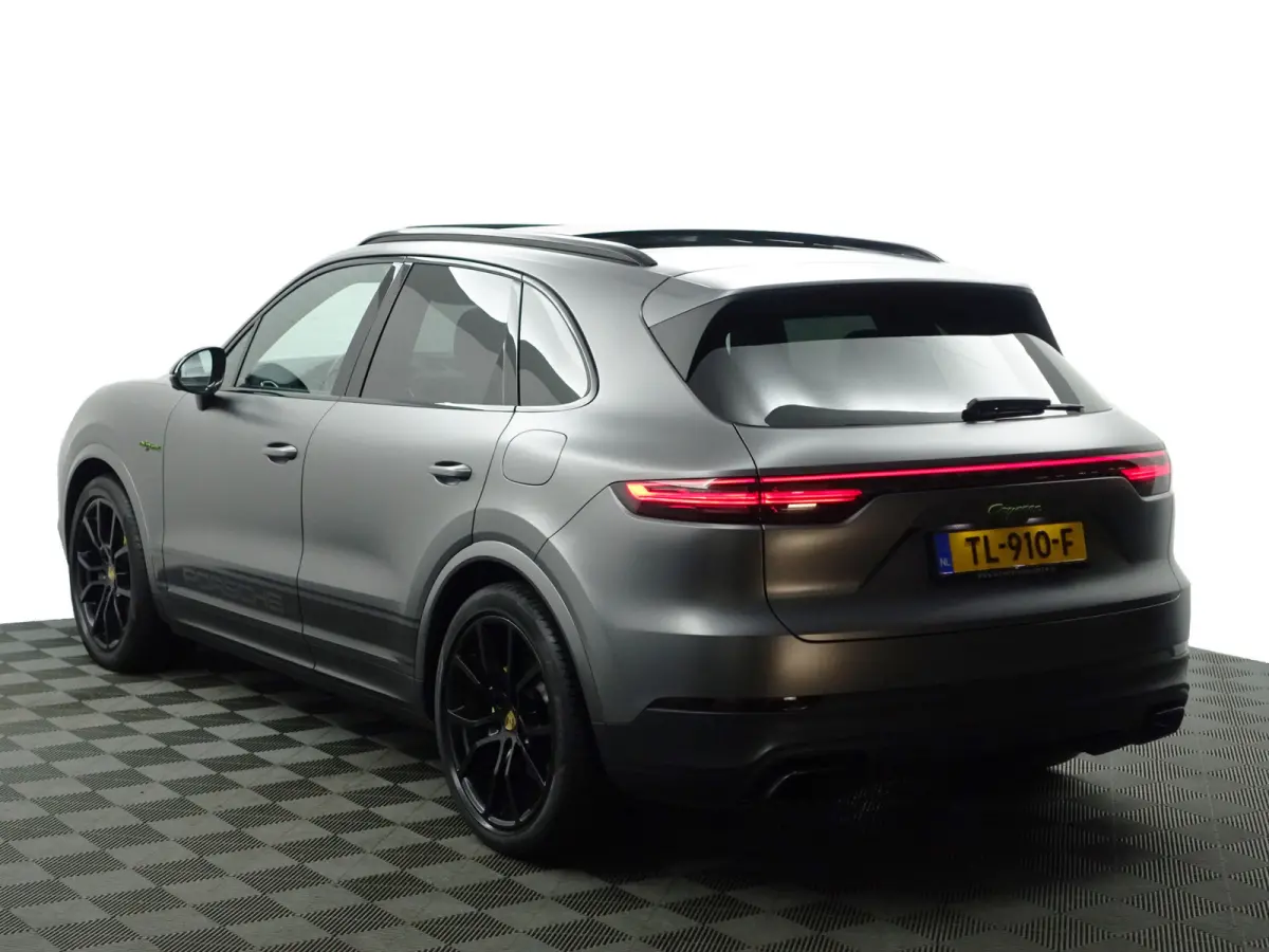 3.0 E-Hybrid Sport Design Aut- Panoramadak, Sport Chrono, Carbon, Bose Audio, 360 Camera, Memory, Keyless, Sfeerverlichting, Ada Cruise