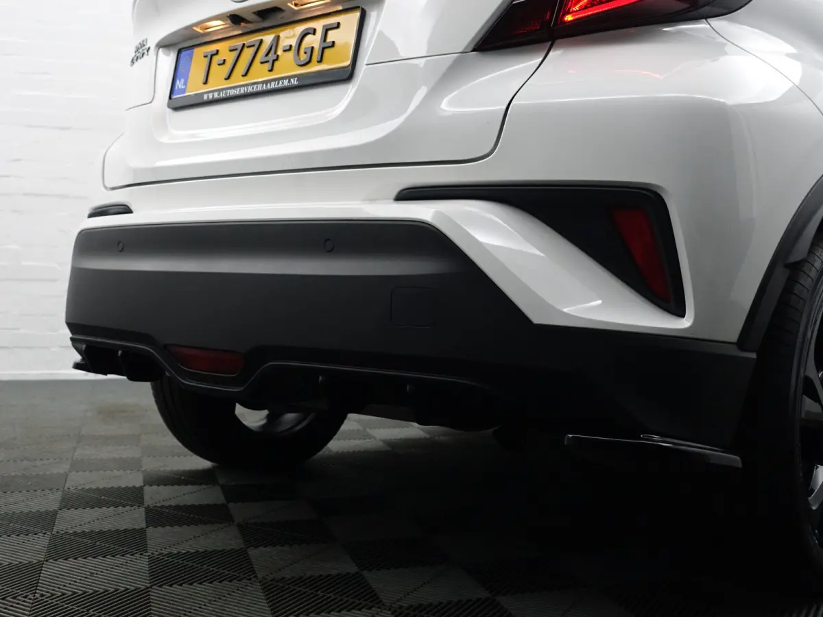 1.8 Hybrid Dynamic Sport Aut- Full Maxton Design, Two Tone, Smoke PPF, Xenon Led, Camera, Carplay