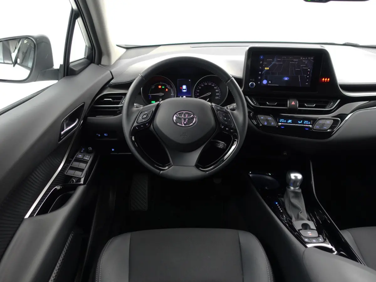 1.8 Hybrid Dynamic Sport Aut- Full Maxton Design, Two Tone, Smoke PPF, Xenon Led, Camera, Carplay