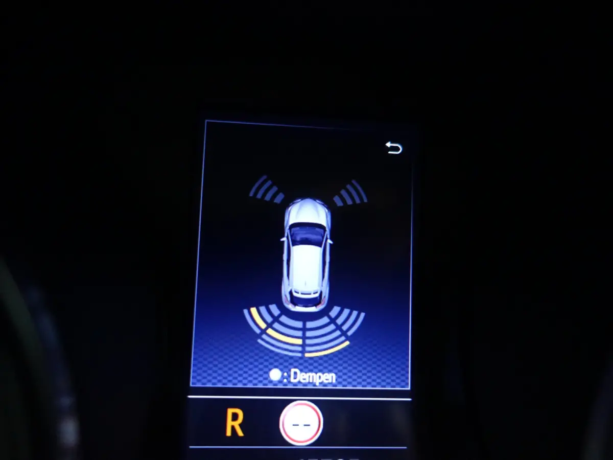 1.8 Hybrid Dynamic Sport Aut- Full Maxton Design, Two Tone, Smoke PPF, Xenon Led, Camera, Carplay