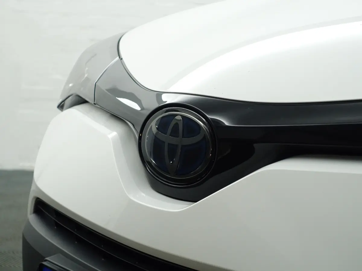 1.8 Hybrid Dynamic Sport Aut- Full Maxton Design, Two Tone, Smoke PPF, Xenon Led, Camera, Carplay