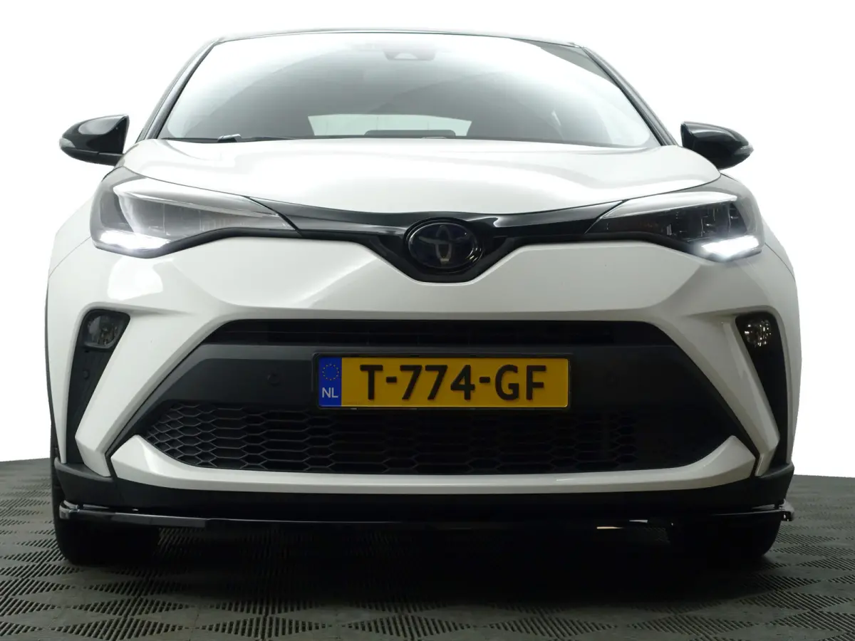 1.8 Hybrid Dynamic Sport Aut- Full Maxton Design, Two Tone, Smoke PPF, Xenon Led, Camera, Carplay