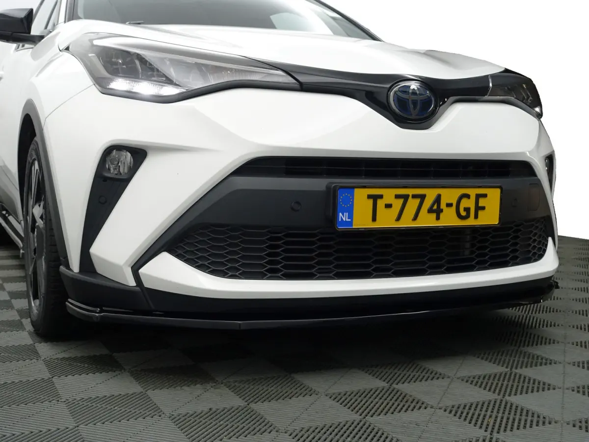 1.8 Hybrid Dynamic Sport Aut- Full Maxton Design, Two Tone, Smoke PPF, Xenon Led, Camera, Carplay
