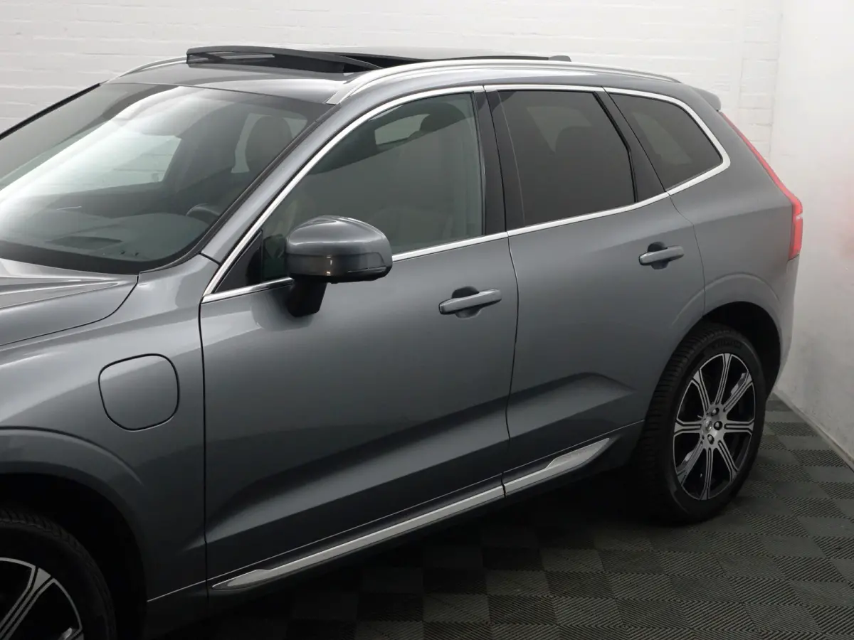 2.0 Recharge T6 AWD Inscription- Harman Kardon, Panoramadak, 360 Camera, Head Up, Elek Trekhaak, Xenon Led
