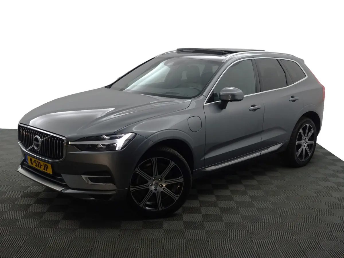 2.0 Recharge T6 AWD Inscription- Harman Kardon, Panoramadak, 360 Camera, Head Up, Elek Trekhaak, Xenon Led