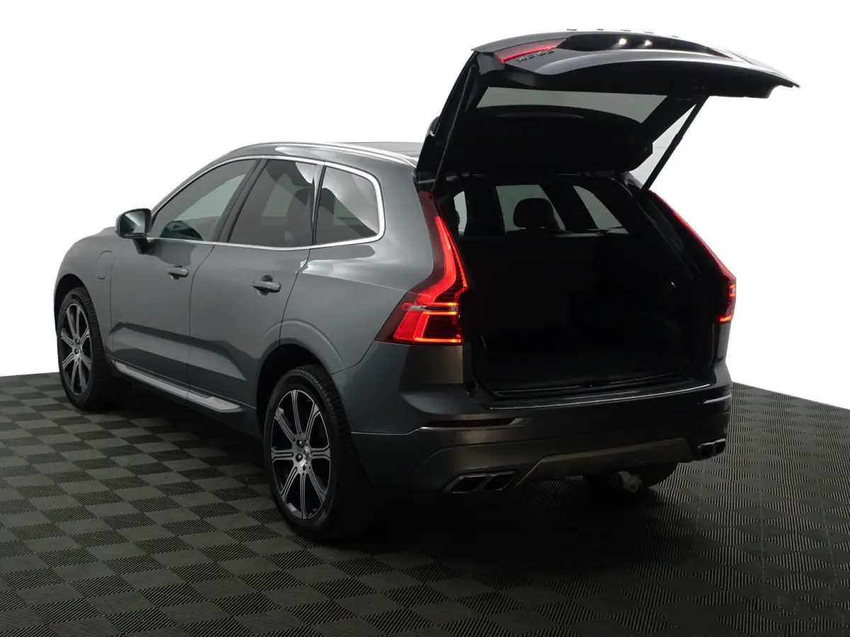 2.0 Recharge T6 AWD Inscription- Harman Kardon, Panoramadak, 360 Camera, Head Up, Elek Trekhaak, Xenon Led