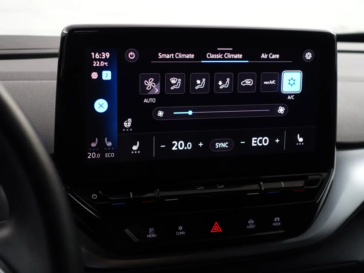 Pro 77 kWh- Stuur/Stoelverwarming, Sfeerverlichting, ACC Cruise, Carplay, Android Auto