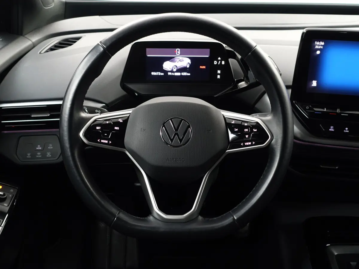 Pro 77 kWh- Stuur/Stoelverwarming, Sfeerverlichting, ACC Cruise, Carplay, Android Auto