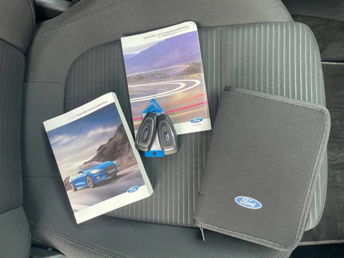 1.0 EcoBoost Hybrid Titanium X Business NL.Auto/Virtual Cockpit/Camera/Cruise-Control/Full Led/1Ste Eigenaar