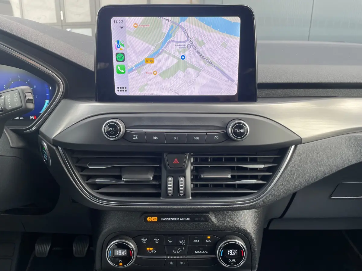 1.0 EcoBoost Hybrid Titanium X Business NL.Auto/Virtual Cockpit/Camera/Cruise-Control/Full Led/1Ste Eigenaar