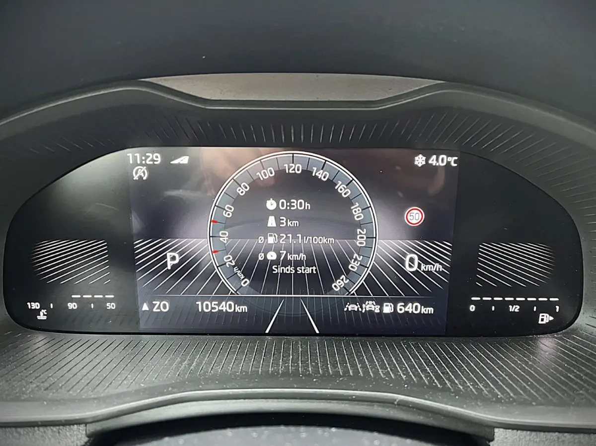 1.0 TSI 115pk DSG Business Edition | PDC Voor & Achter | Smartlink | Stoelverwarming