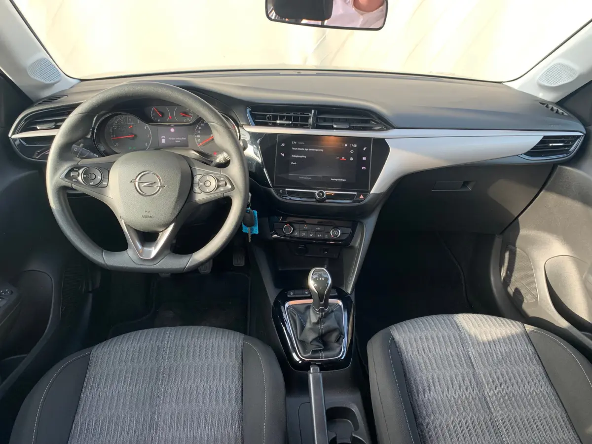 1.2 Edition Airco | AppleCarplay/ Android Auto | Cruise Control | DAB | LMV 16" | PDC Achter |