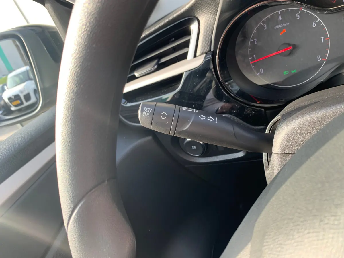 1.2 Edition Airco | AppleCarplay/ Android Auto | Cruise Control | DAB | LMV 16" | PDC Achter |