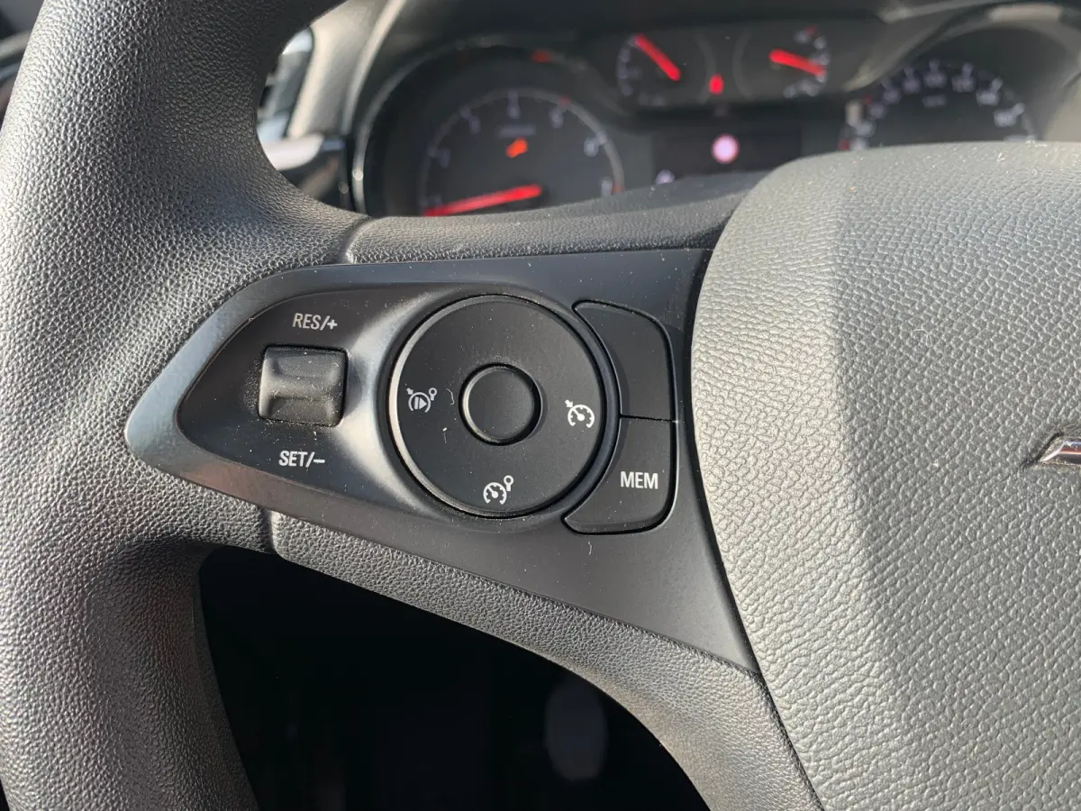1.2 Edition Airco | AppleCarplay/ Android Auto | Cruise Control | DAB | LMV 16" | PDC Achter |