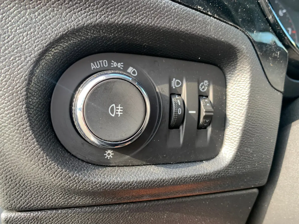 1.2 Edition Airco | AppleCarplay/ Android Auto | Cruise Control | DAB | LMV 16" | PDC Achter |