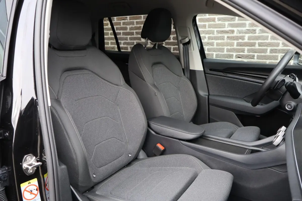 1.5 TSI 204pk PHEV Business Edition | SoH 100% | Trekhaak Wegklapbaar | Stoel/Achterbank/Stuurverwarming | Achteruitrijcamera