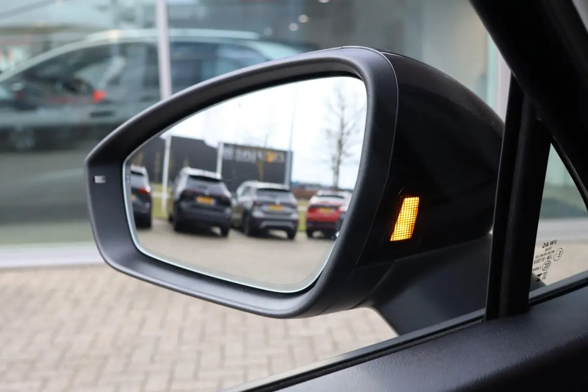 1.5 TSI 204pk PHEV Business Edition | SoH 100% | Trekhaak Wegklapbaar | Stoel/Achterbank/Stuurverwarming | Achteruitrijcamera